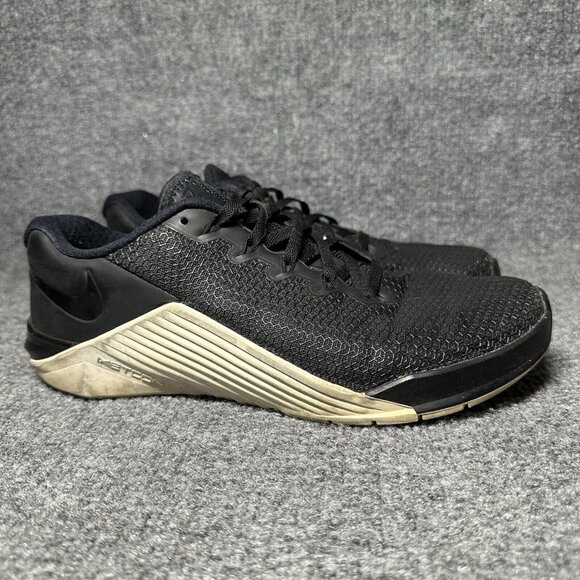 Nike Metcon 5 Women’s Shoes Black White Training Athletic Gym Size 8.5 - Picture 1 of 10
